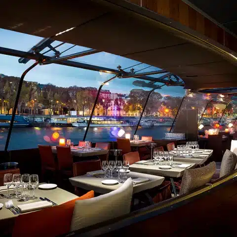 une croisière aux Bateaux Parisiens